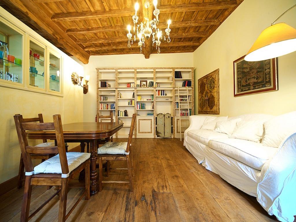 Charming Trastevere Apartment ローマ エクステリア 写真
