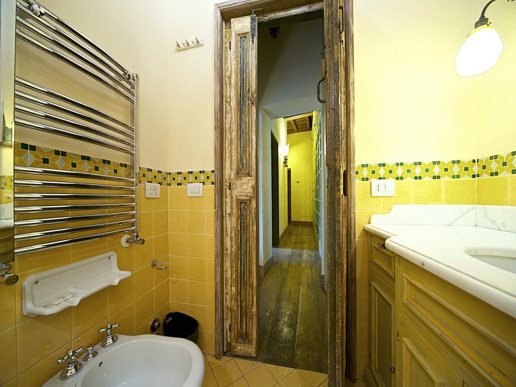 Charming Trastevere Apartment ローマ エクステリア 写真