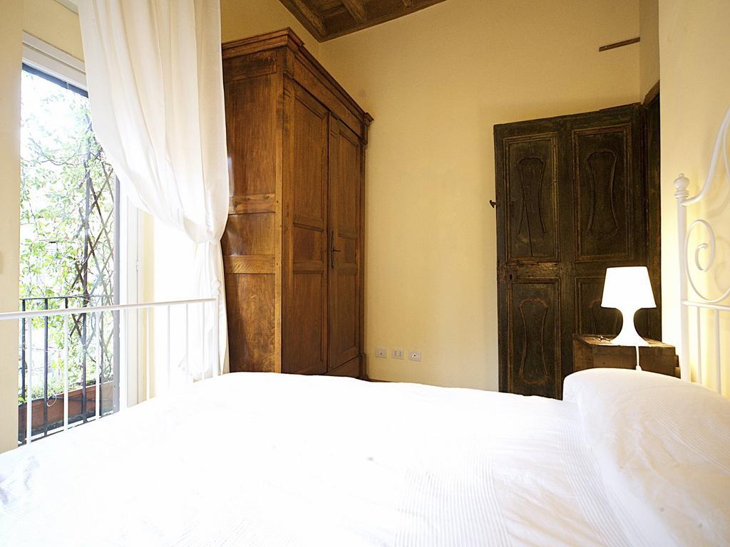 Charming Trastevere Apartment ローマ エクステリア 写真