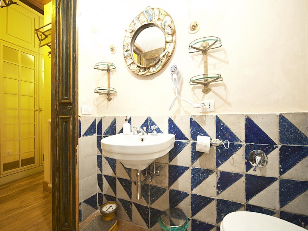 Charming Trastevere Apartment ローマ エクステリア 写真